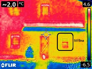 infrasnímek je posunutý o cca 30cm dolů oproti viditelnému spektru