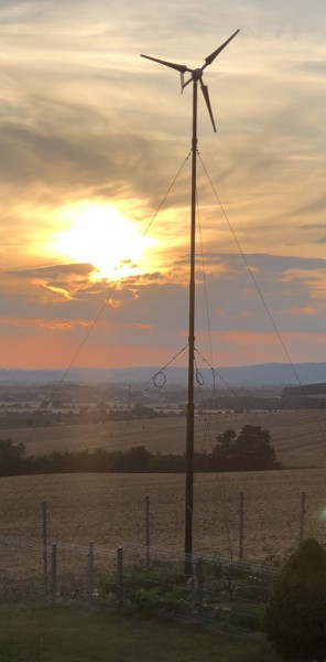 Malá větrná elektrárna o jmenovitém výkonu 1600 W